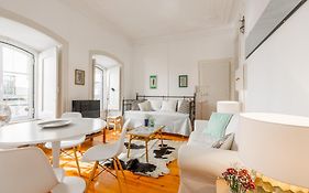 Spacious, Bright&Sunny Apartment, By TimeCooler
